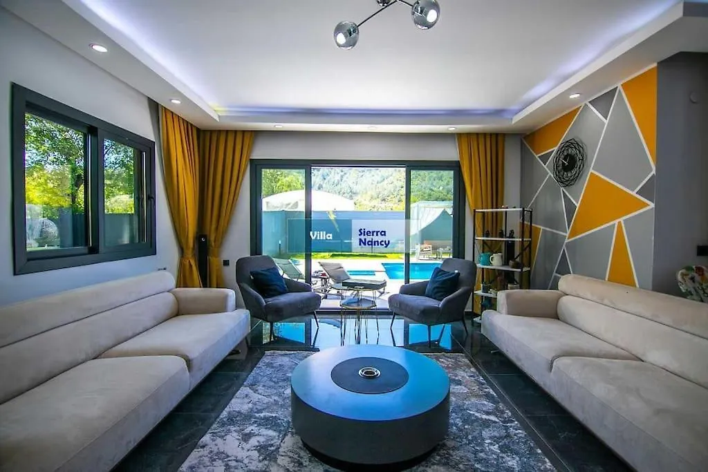 Tam Korunakli Villa 'Kayakoey' Fethiye 0*,