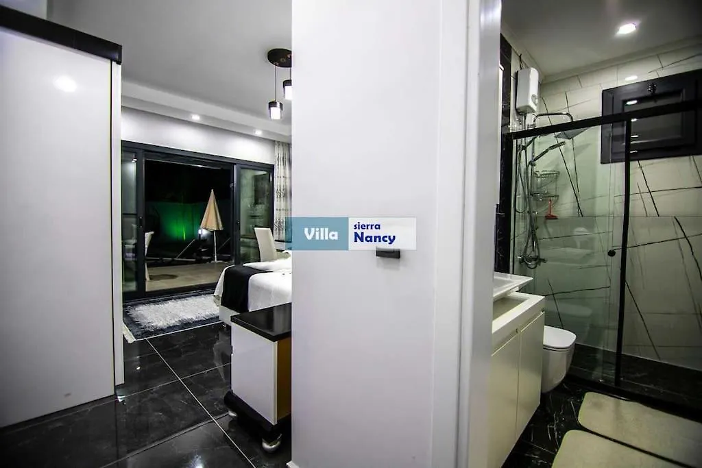 Tam Korunakli Villa 'Kayakoey' Fethiye
